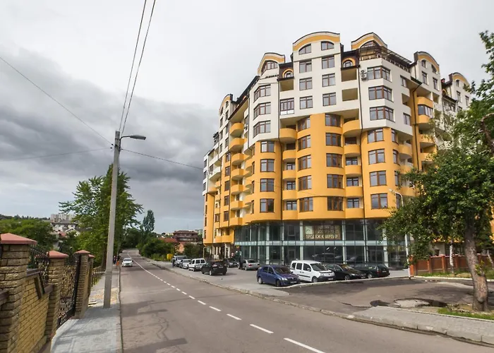 Apartments Roksolany 16