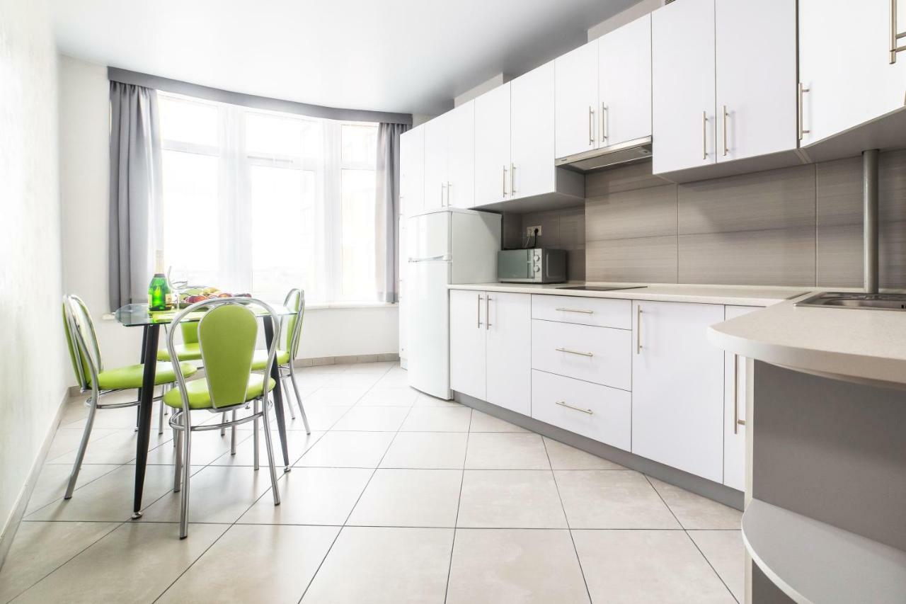 Apartment Roksolany 16 *